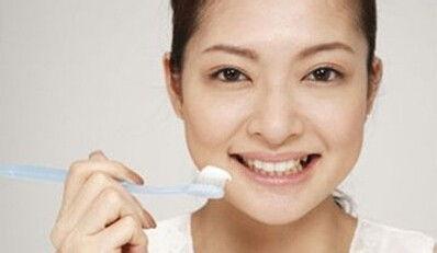 吃东方蜜瓜牙龈出血